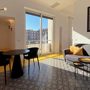 https://signorine-toraldo.hotels-amalfi.com